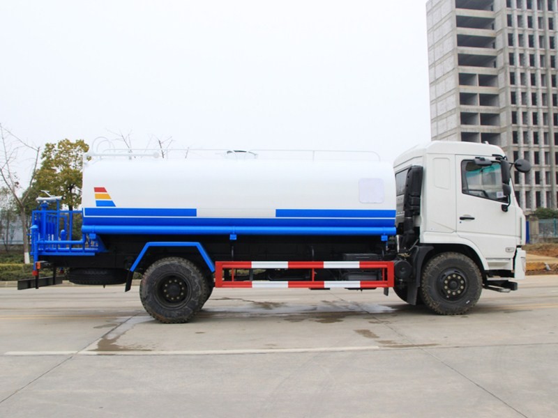 Dongfeng 15cbm Water Spray Truck