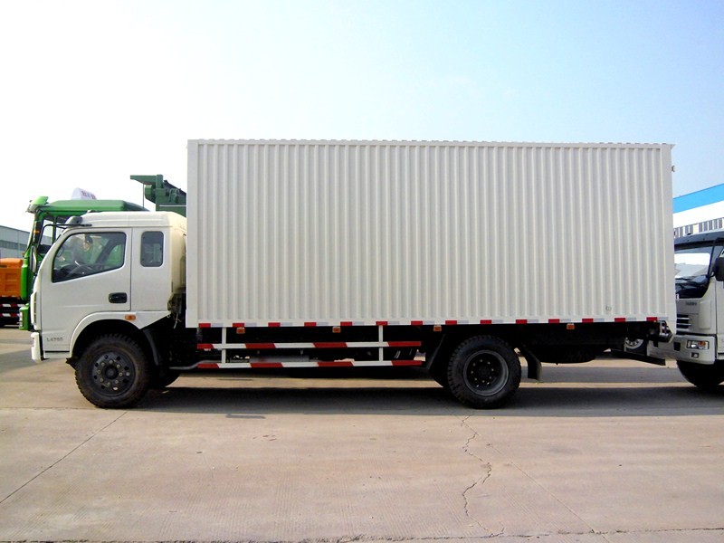 DONGFENG 4 tons Mini Van Cargo Box Truck