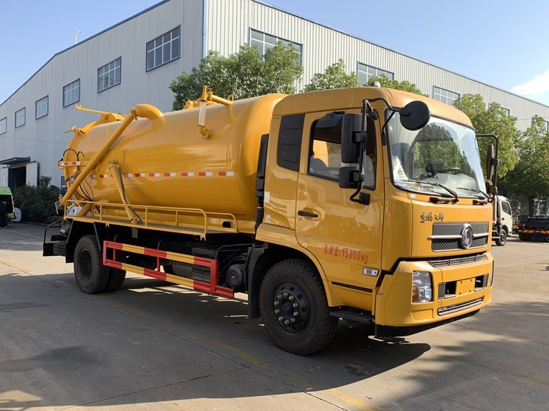 DONGFENG 12cbm high-pressure cleaning and suction truck 