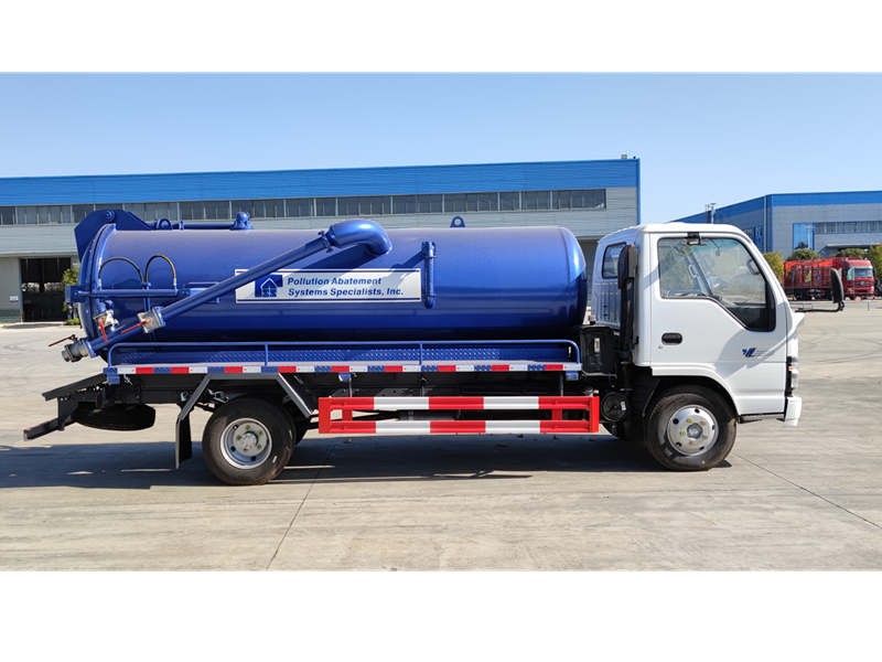 ISUZU 5cbm Vacuum Sewage Suction Truck