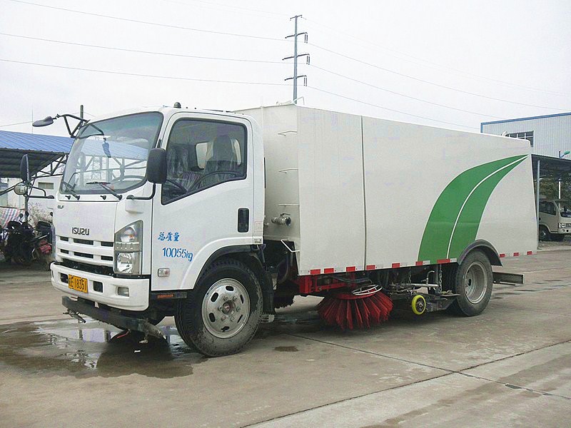 ISUZU 700P 11cbm Cleaning Sweeper Truck